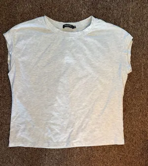 Easy Gala Light Gray Crewneck Cap-Sleeve Women’s Top thumbnail 1