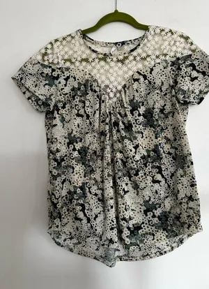 LC Lauren Conrad Top with Daisy White Lace Yoke. Mini Floral Print. Soft, Flowy. thumbnail 1