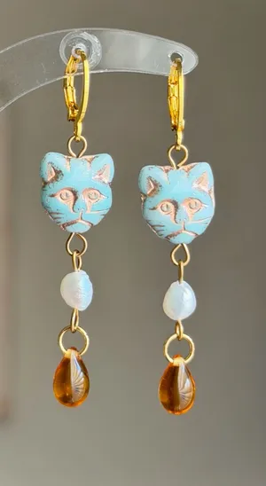Handmade quality Czech glass cat cute boho fairy vintage style dangle earrings🐈 thumbnail 1