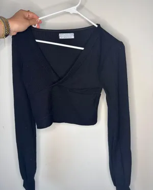Urban Outfitters Top Long Sleeve thumbnail 1