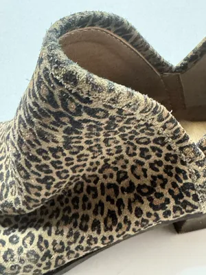Baley Animal Print Ankle Boots Size 7.5M thumbnail 10