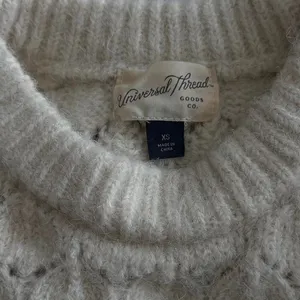 Universal Thread Oversized Cream Sweater Vest - Size XS thumbnail 5