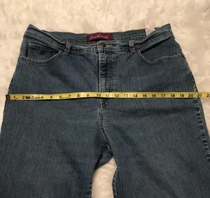 5/$25 Gloria Vanderbilt Jeans size 16 Average ❤️ thumbnail 10