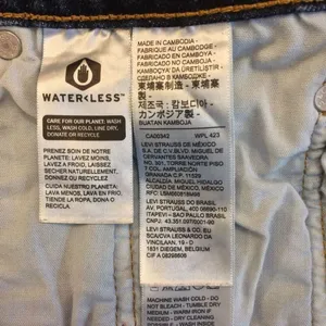 Levi’s 501 shorts buttonfly 26 Jean shorts jorts blue thumbnail 10
