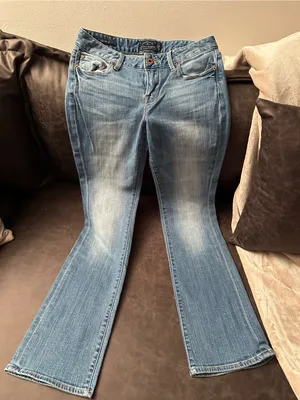 Lucky Brand Women's Medium Light Blue Flare Jeans thumbnail 1