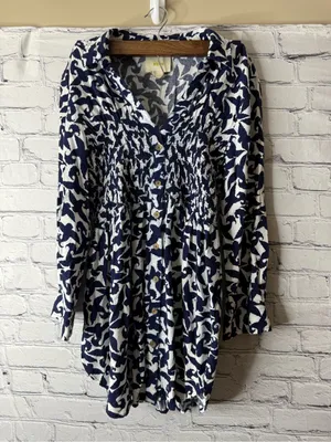 Maeve by Anthropologie Women’s Navy and White Patterned Button-Front Top thumbnail 2