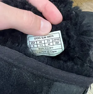 UGG Boots thumbnail 3