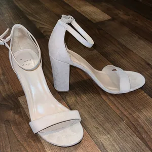 Elegant Beige Ankle Strap Heels size 9 thumbnail 1
