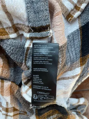 Pilcro Plaid Button-Down Shirt in Brown, Black & White thumbnail 5