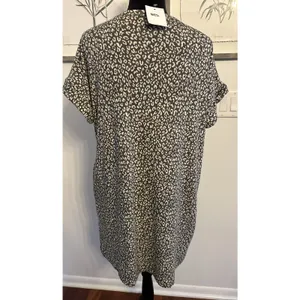 Animal Print Cheetah T-shirt Dress Size Medium Pockets Loose Short Sleeve NEW thumbnail 2
