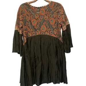 Lace babydoll dress. Pink and green‎ size L thumbnail 2