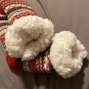Muk Luks Fair Isle Holiday Fluffy Boot Socks Non Slip thumbnail 3