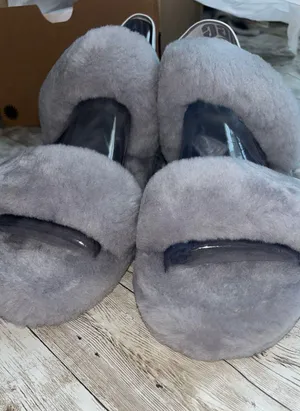 Furry Slides UGG thumbnail 2