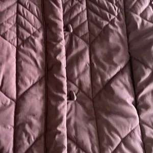 Saxton Hall Women’s Purple Quilted Warm Midi Jacket Puffy Coat Size M thumbnail 9