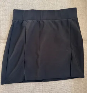 New Mix Black Mini Skirt thumbnail 4