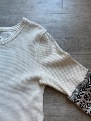 Free People We The Free Waffle Knit Body Mixed Media Print Knit Cuffs Top Size L thumbnail 4