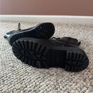 H&M Divided Women’s 10 Black Shiny Gloss Combat Platform Boots thumbnail 6