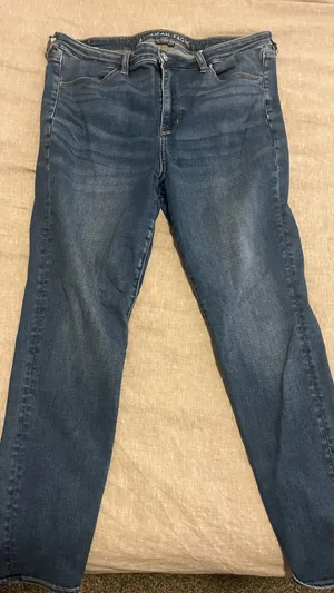 American Eagle Jeans thumbnail 1