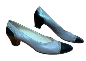 Salvatore Ferragamo Heels Womens Sz 8.5 NN Gray Leather Cap Toe Block Heel Italy thumbnail 1