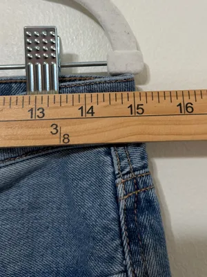 AE Mom Jean Size 8 long Distressed thumbnail 8