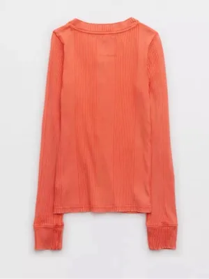 $45 NWOT Aerie Women’s Coral Orange Ribbed Road Trip Henley, Size Medium thumbnail 5