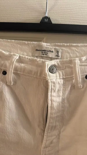Abercrombie Skinny High-Rise thumbnail 2