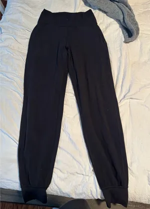 Lululemon align joggers thumbnail 1