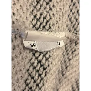 Springfield XL Sweater Striped White/Black Accent Buttons On Shoulders (3979) thumbnail 5