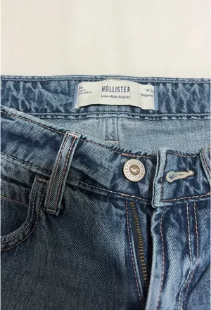 hollister blue wash jeans  thumbnail 2