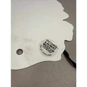Lady‎ with Red Feathered Hat, Diecut Paper Mask, Halloween/Masquerade/Costume thumbnail 6