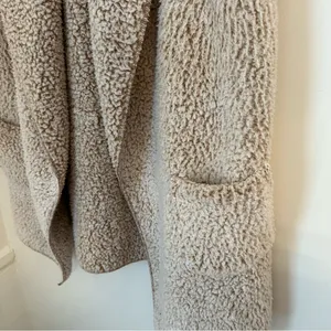 KoolaBurra by UGG Sherpa Vest Faux Fur Sleeveless Cozy Boho Beige Travel Size‎ L thumbnail 4