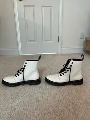 Dr. Martens Dr. Scholl's White thumbnail 6