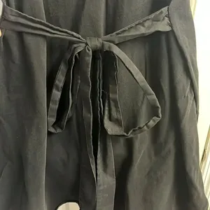 ZARA Black Pull-On Spaghetti Strap Cotton Romper w/ Attached Belt Straps- Large thumbnail 8