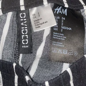✨ Divided by H&M Women Black Casual Pants✨ thumbnail 5