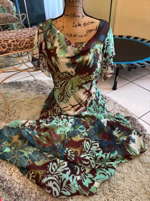 Robbie Bee Beautiful casual dress size 16 🩷💜 thumbnail 1