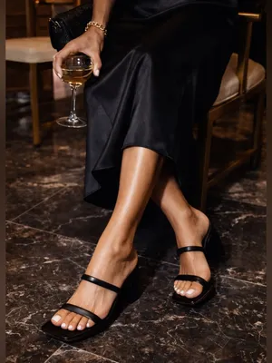 Schutz Ully Black Leather Square Toe Block Heel Sandals 7.5 Minimalist 90s thumbnail 2