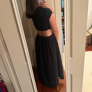 NWOT Black Cutout Maxi Dress thumbnail 3