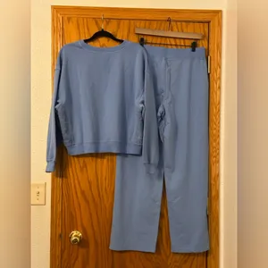 Sundays Mani Pants & Coralie Crewneck Set - NWT - Size L thumbnail 3