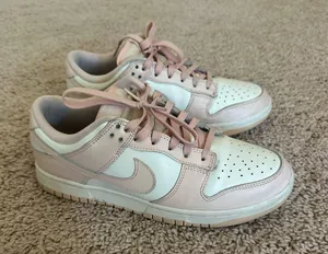 Light Pink Nike Dunk thumbnail 1