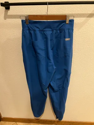FIGS Jogger Scrub Pants thumbnail 2