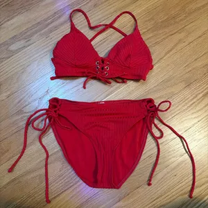 Red bikini set thumbnail 1
