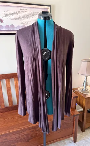 Emma's Closet Brown Solid V-Neck Open Front Long Sleeve Cardigan Women's M thumbnail 1