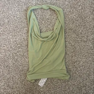 Urban Outfitters Top thumbnail 2