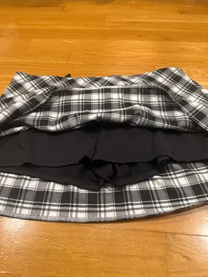 NWT Halara play it my way black / white skirt with short built in size Xlarge. thumbnail 7