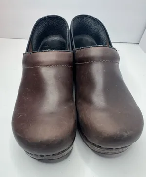 Dansko Brown Leather Professional Clogs Women's Size EU40 thumbnail 1
