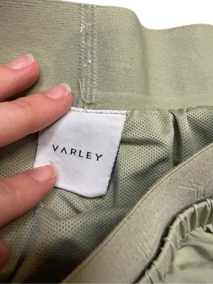 🏃‍♀️‎ Varley Rae Mid-Rise Running Shorts 4” XS Tea Green 🏃‍♀️ thumbnail 5