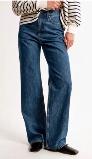 Abercrombie the High Rise Loose Jean thumbnail 1