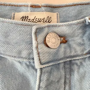 Madewell Denim The Momjean Short 28 Blue Fitzgerald Wash High Rise Button Fly thumbnail 9
