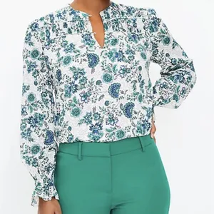 LOFT Garden Floral Top Women S Green Blue Long Sleeve Shirred Yoke Blouse Career thumbnail 2