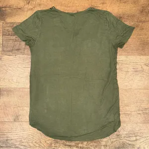 7th Ray Olive Green Sequin Trim Pocket V-Neck Top thumbnail 6